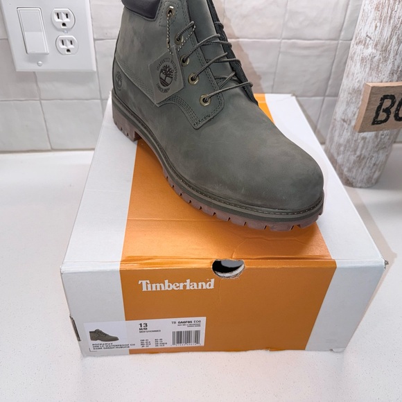 Timberland Men's Chukka Lug Rockaway Olive Boots - Picture 2 of 3